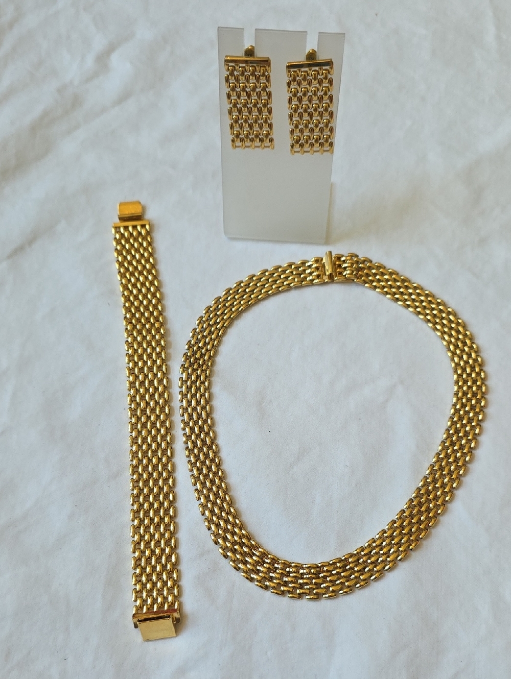 Monet Vintage Gold Tone Chain Necklace, Bracelet & Earrings Set